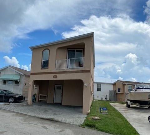 4th image of 341 Nettles Blvd