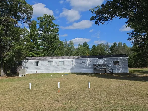 W7730 County Rd, Pembine, WI 54156