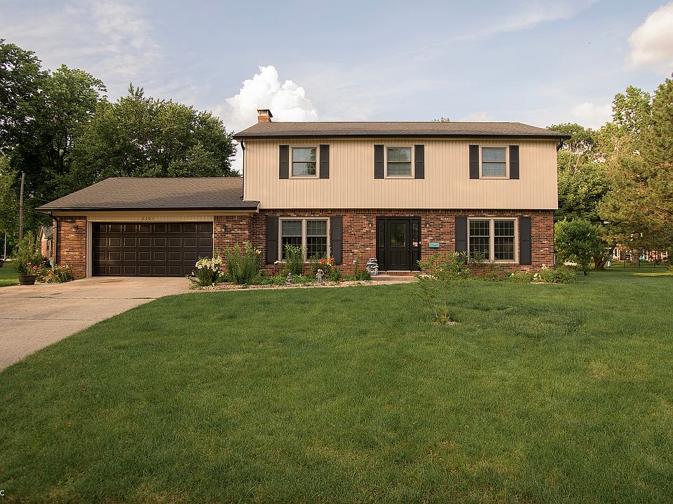 1st image of 2301 Center Dr