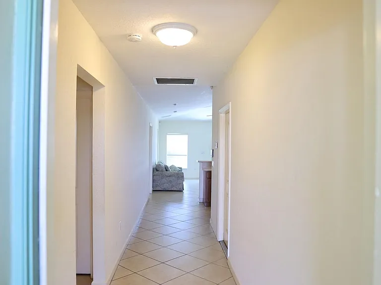 112 SE 2nd Ave #112 — Photo 10