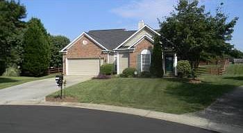 1st image of 2600 Robyns Glen Dr