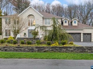 49 Macarthur Ave, Closter, NJ 07624