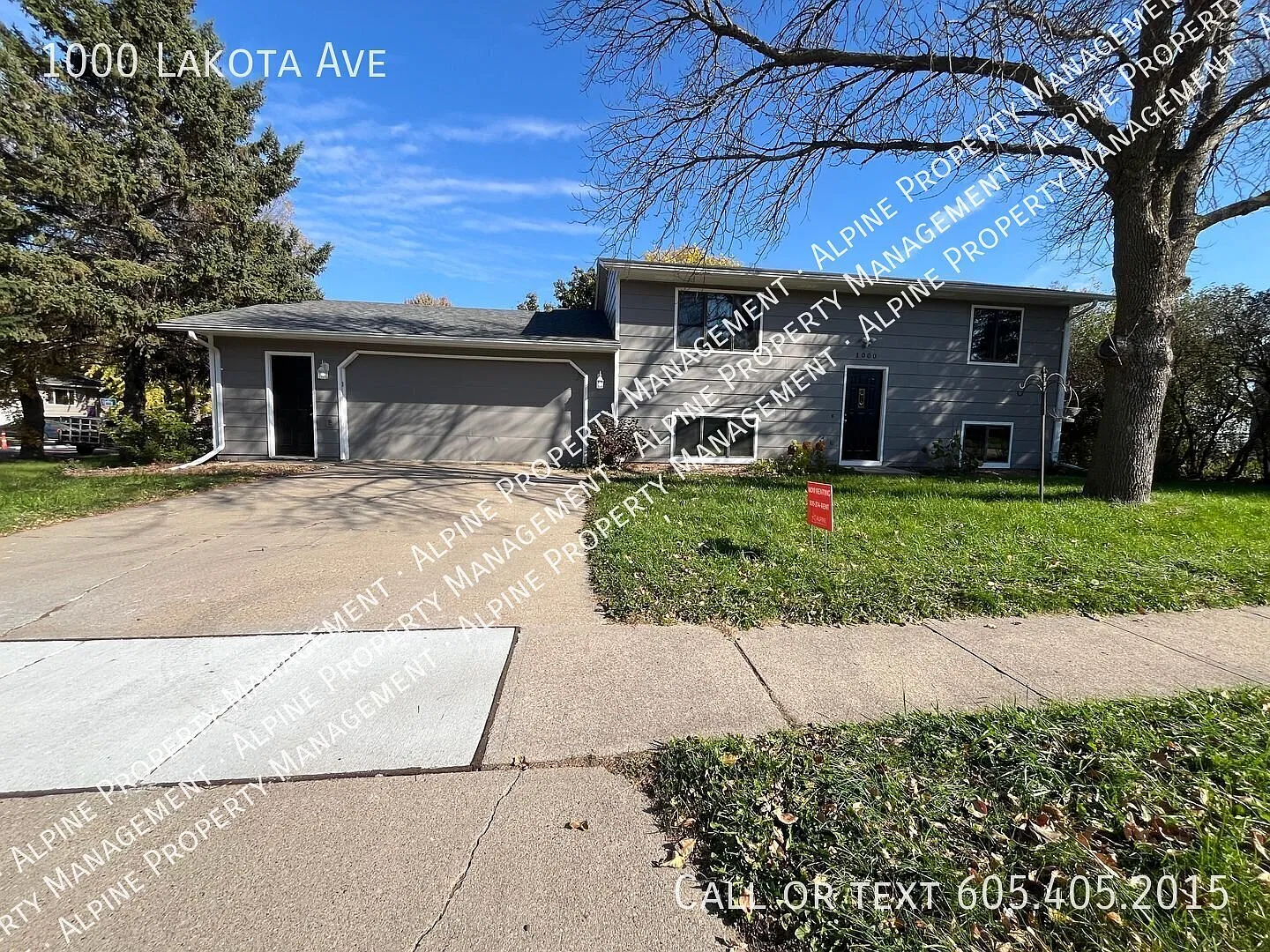 Coming Soon - Spacious 3 bed/2 Bath with Fully Fenced in Yard! — Photo 1