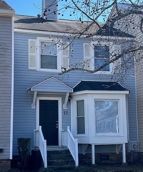 Front 12 Dominion way