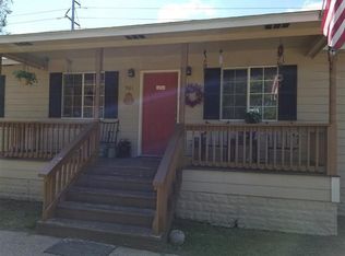 961 Randall Platner Rd, Hooks, TX 75561