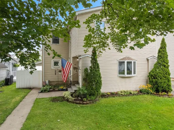 17 Rochelle Rd, Binghamton, NY 13901