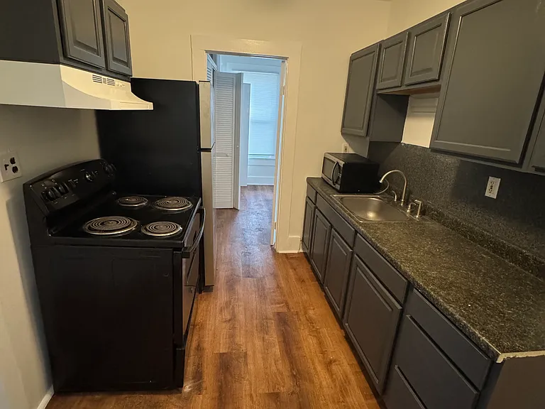 15 Winchester Ave #1 — Photo 3