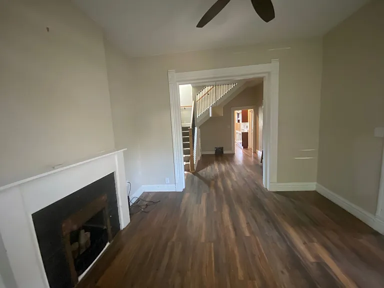 825 Fox St — Photo 9