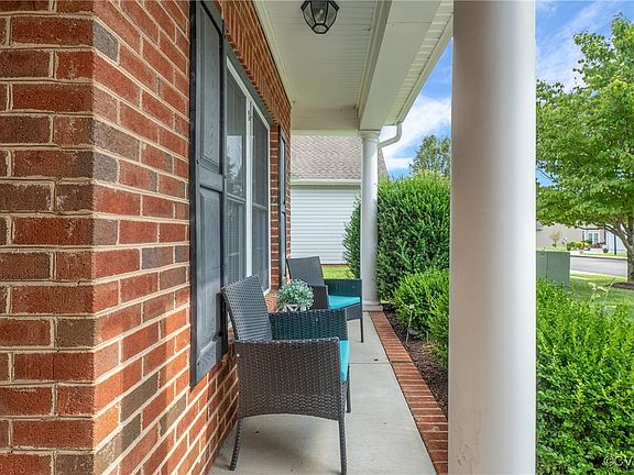 5th image of 7409 Red Hill Club Ct