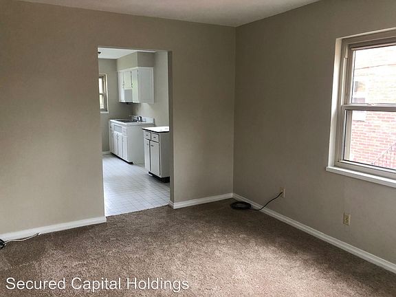 2nd image of 2545 California Ave