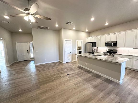 3rd image of 6010 Purtis Creek Dr