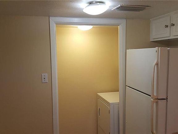 5th image of 1660 Choteau Cir