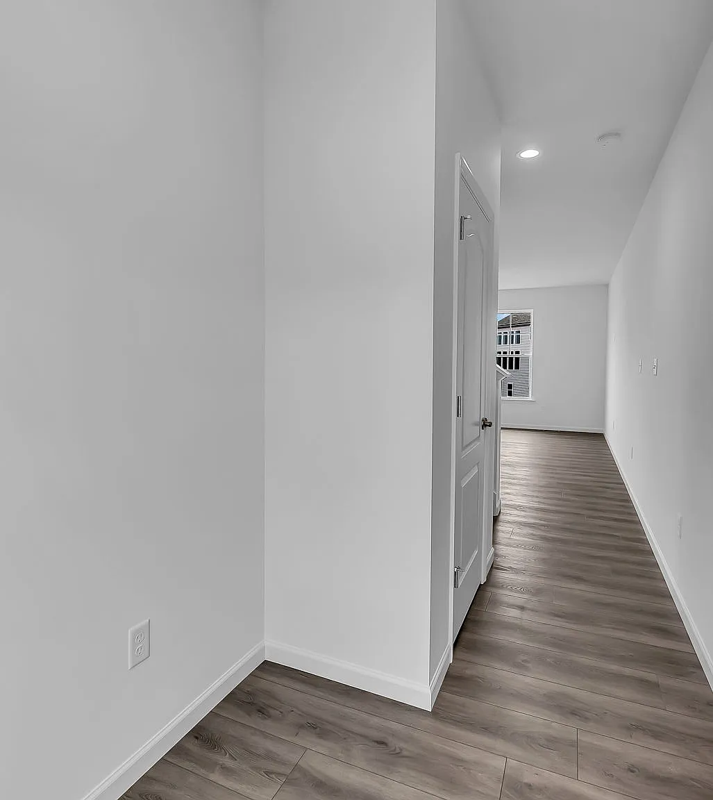 3 bed, 2.5 bath, 1660 sqft, $2,600 — Photo 4