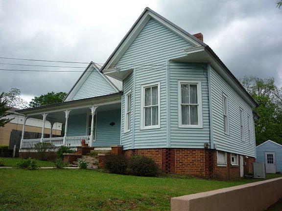 2nd image of 115 Ellis Ave
