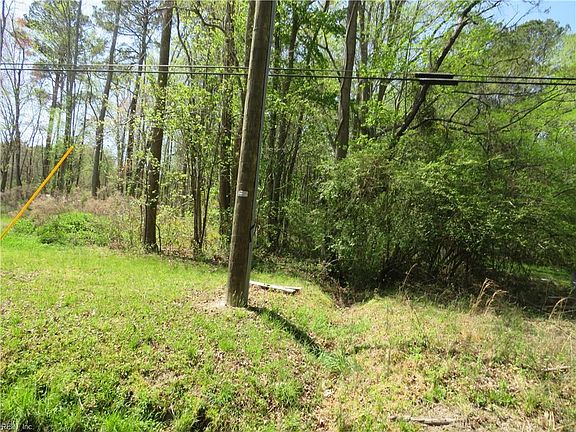 4th image of 2716 Seven Eleven Rd