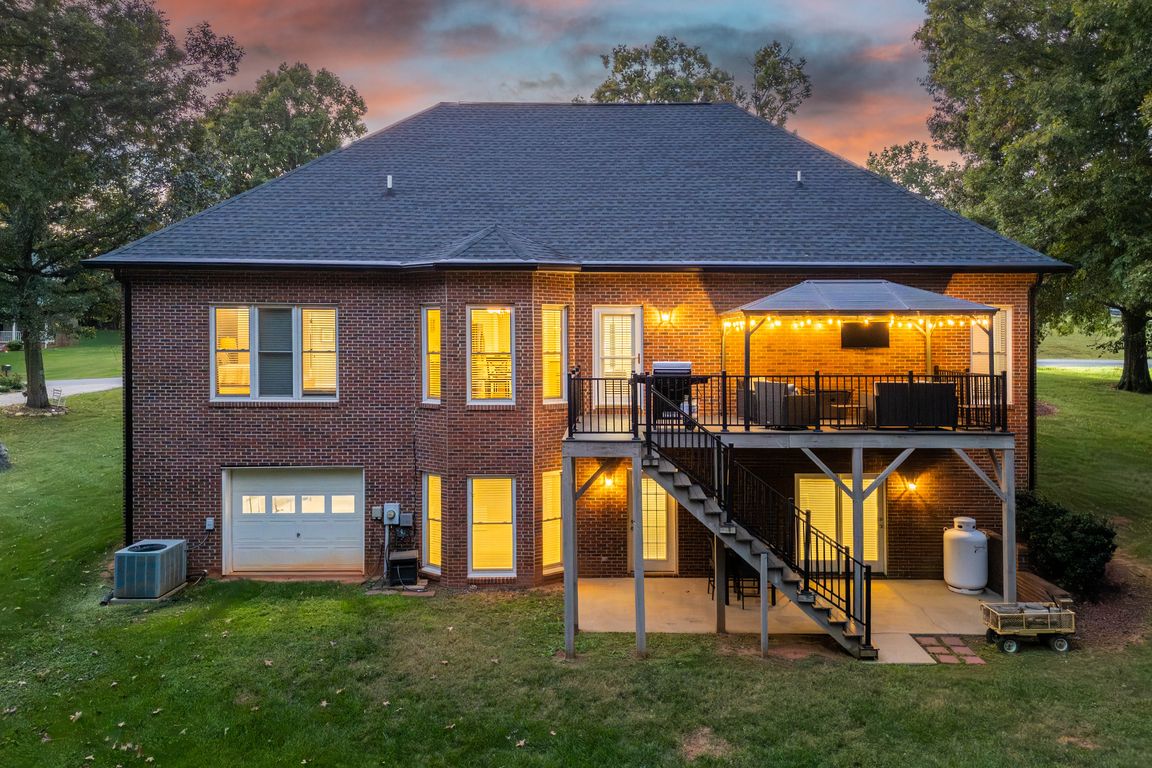 next background image