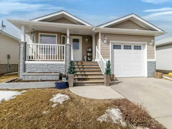6 E Baywood Pl, Sylvan Lake, AB T4S 0A7