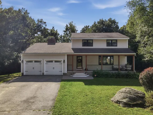60 Bailey Rd, Dracut, MA 01826