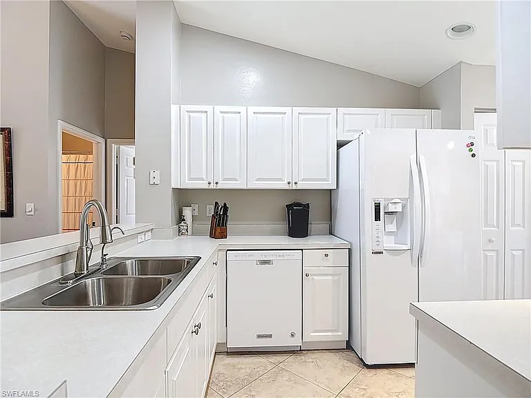 4970 Deerfield Way #F-203 — Photo 17