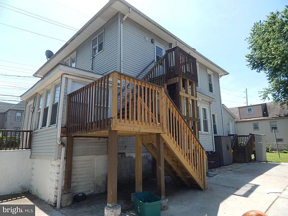 4th image of 7425 River Rd