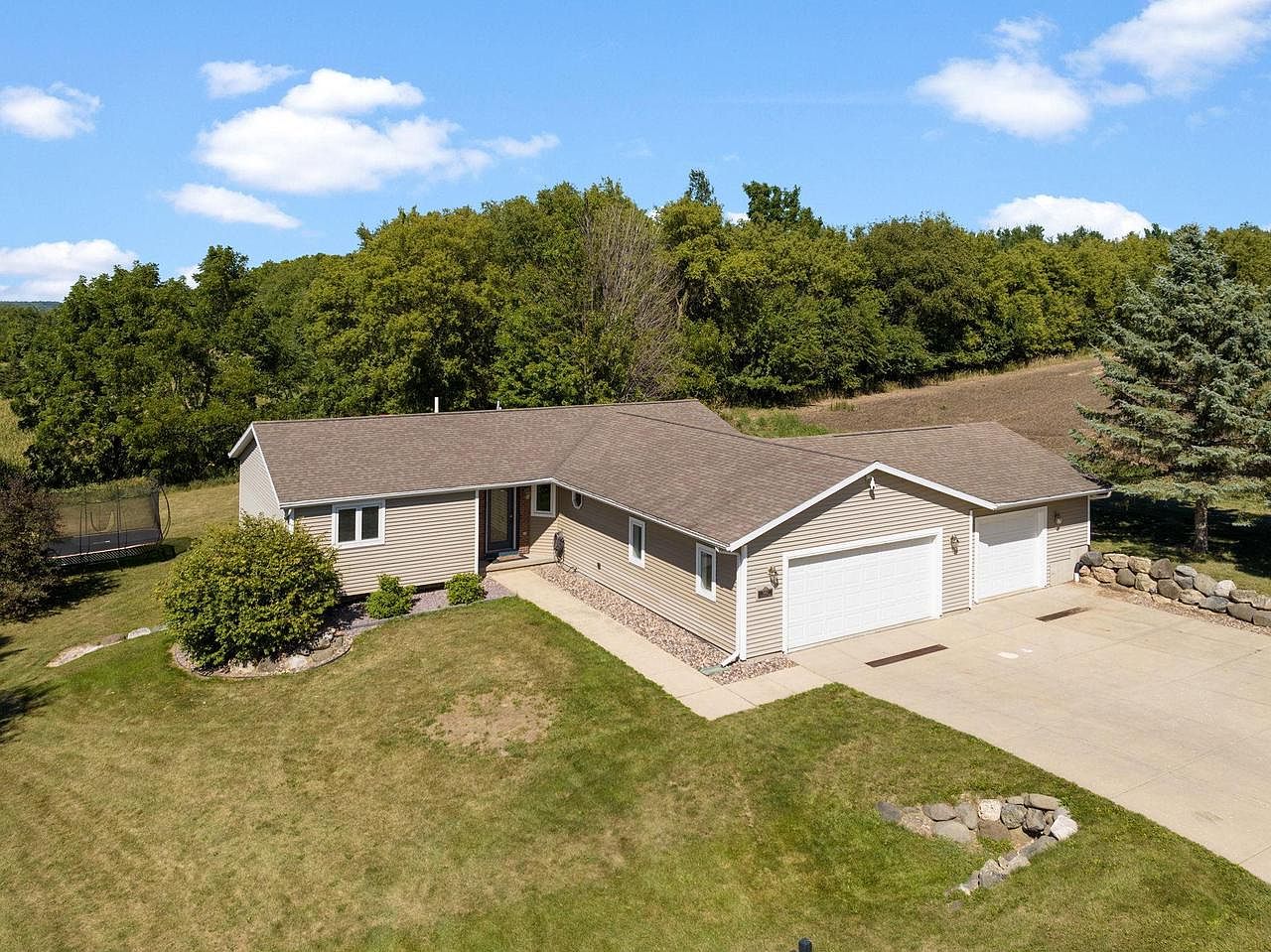 5462 Windridge Road, Oregon, WI 53575 MLS 1962378 Zillow