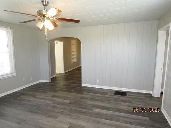 3rd image of 740 N 61st St