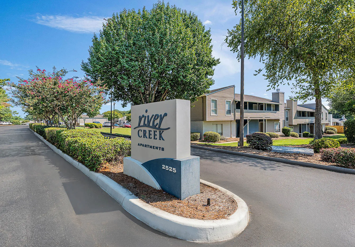 Rivercreek Apartments — Photo 3