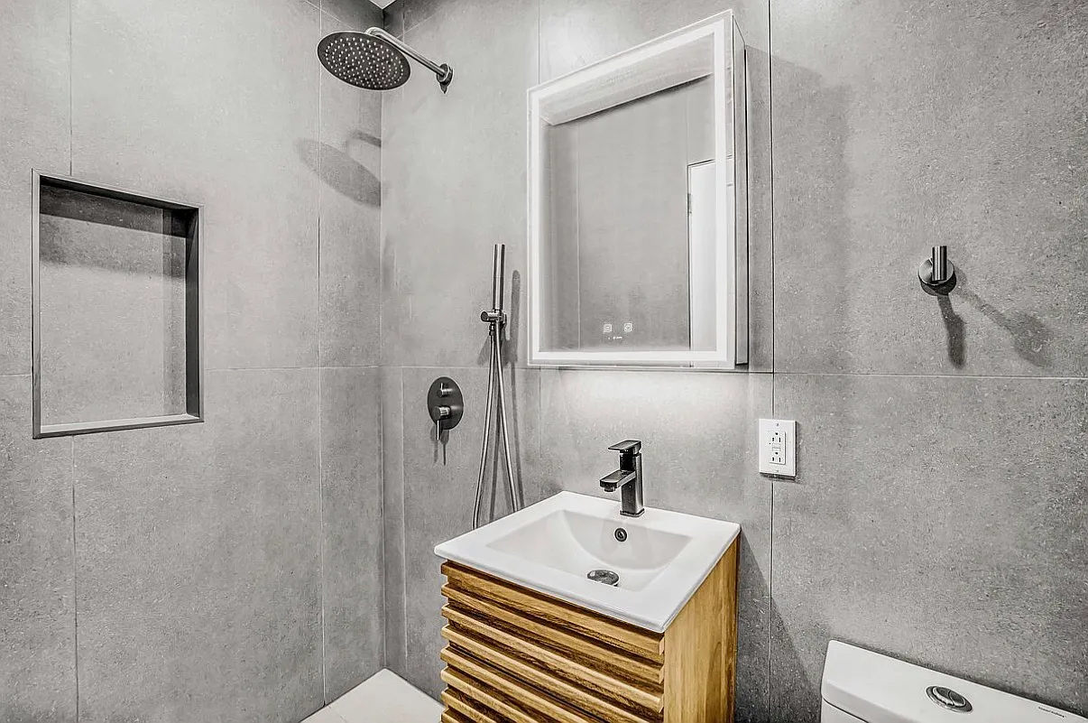 315 East 95th Street — Photo 4