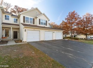 1253 Brookdale Dr, Carpentersville, IL 60110