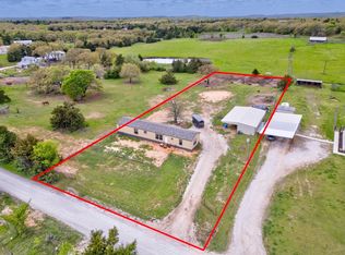 115 The Oil Rd, Gainesville, TX 76240