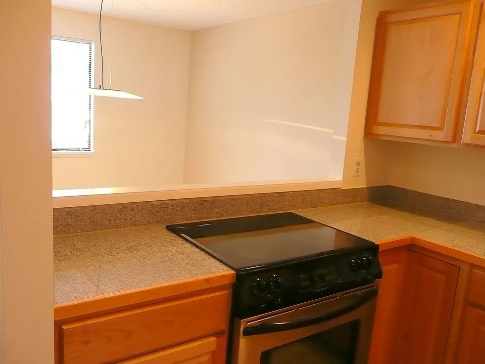New Appliances and Granite Tile