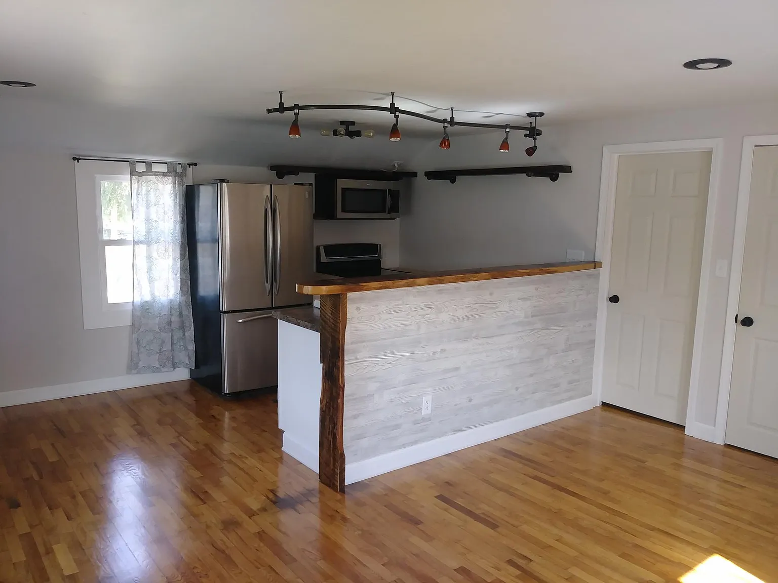 8843 Belding Rd NE — Photo 1