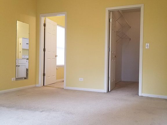 5th image of 3299 Stratford Ct Unit 2D