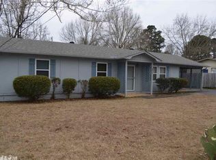 1107 Boone Rd, Romance, AR 72022