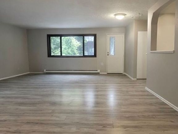 3rd image of 56 E 13th St