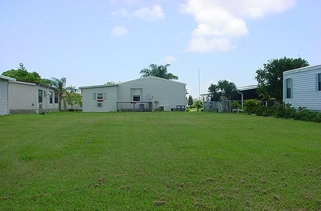 1st image of 1209 Areca Dr
