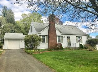 11 Savoy Ave, East Longmeadow, MA 01028
