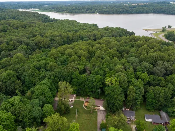 5780 Ellis Ln, Hillsboro, OH 45133