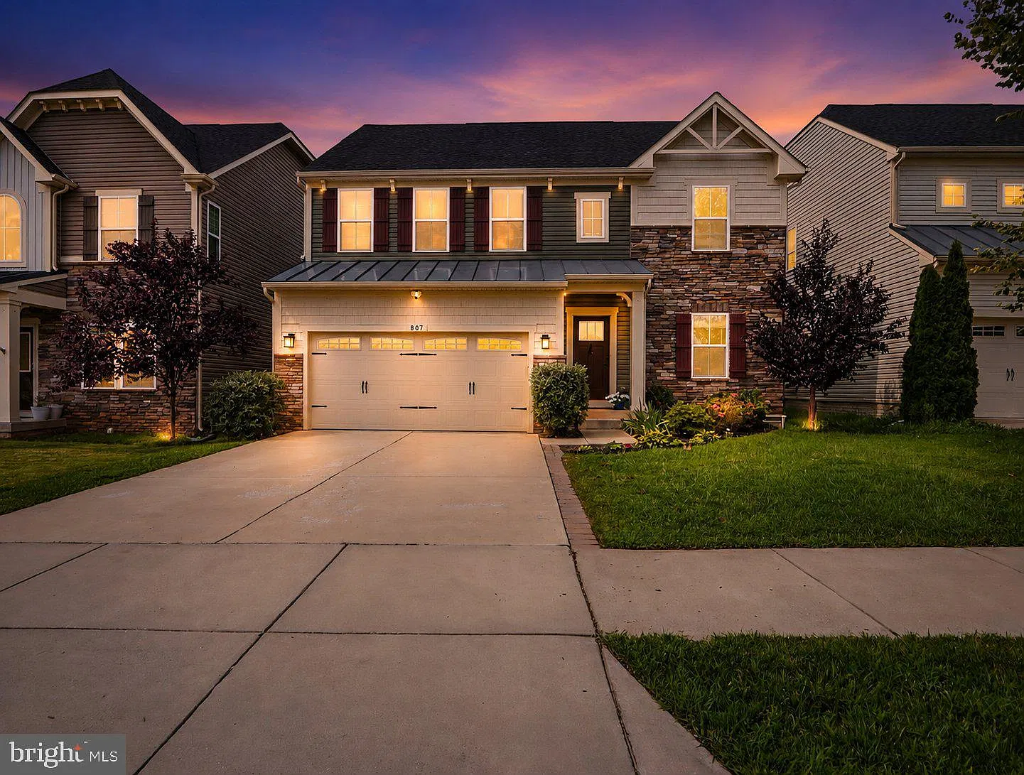 4 bed, 3.5 bath, 3399 sqft, $3,650 — Photo 2