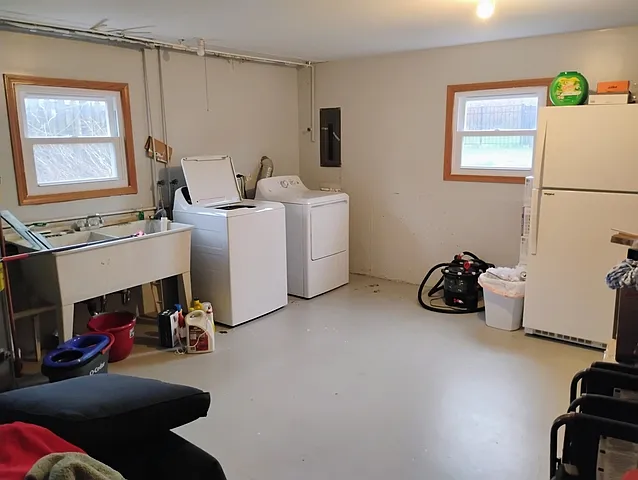 904 S Edward St — Photo 21