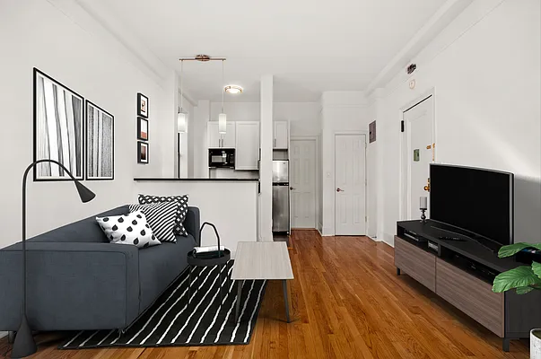 Rented by Cooper & Cooper Real Estate | media 6