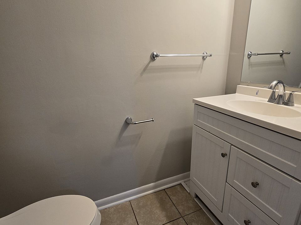 upstairs half bathroom