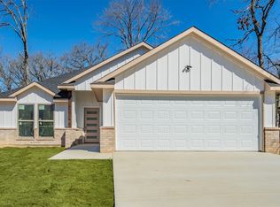 6130 Aztec Dr, Mabank, TX 75156