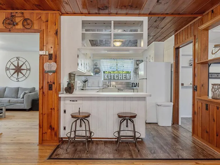 8521 Old Stage Rd — Photo 19