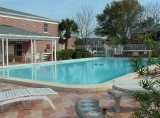 1121 84th Ave N APT D, Saint Petersburg, FL 33702