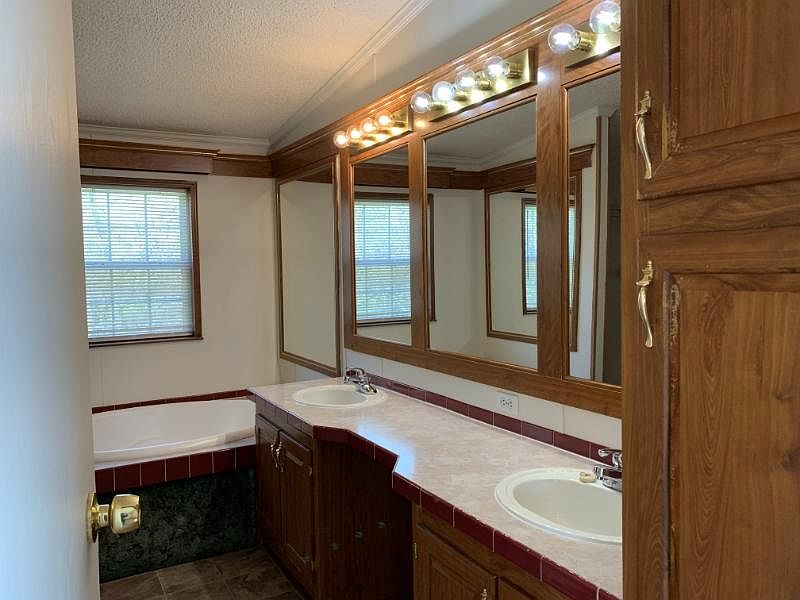 1st image of 494 Sorrel Dr #494
