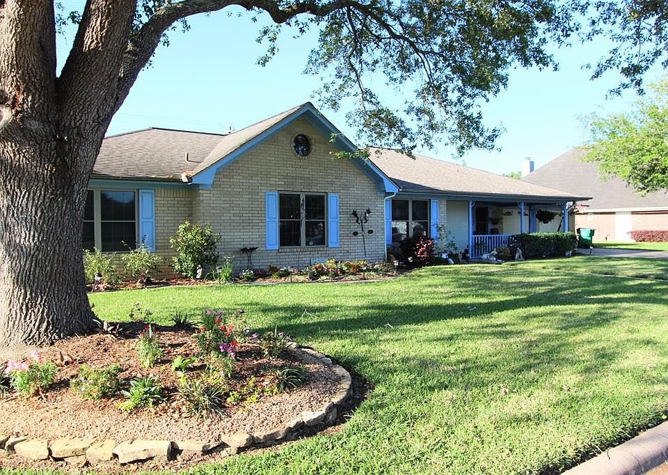 1st image of 2731 Brook Bend Ln