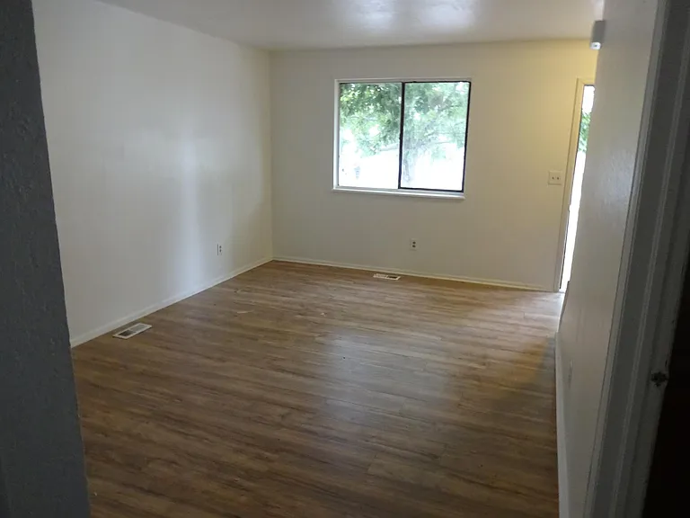 7552 Bannock St — Photo 2