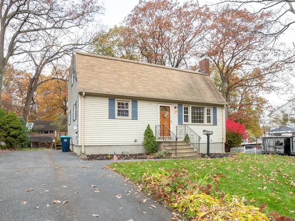 6 Boston Dr, Shrewsbury, MA 01545