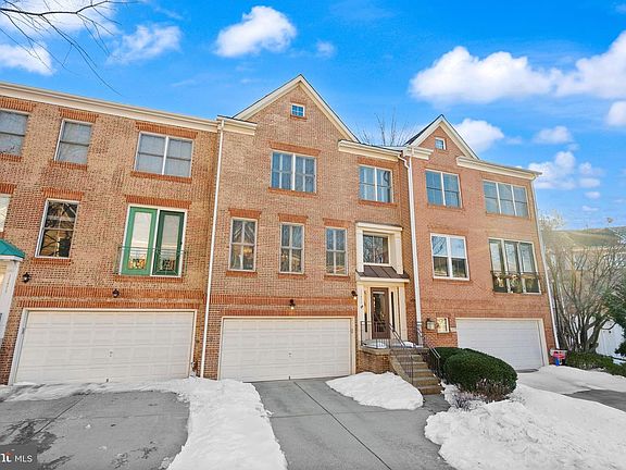 4th image of 11477 Waterhaven Ct